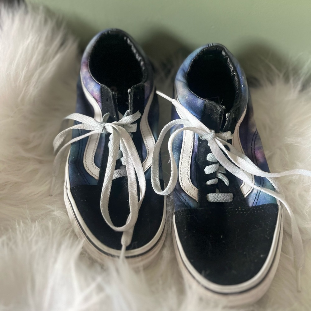 🌌 Vans Sk8-Hi Galaxy Print Sneakers – Women’s Size 8 🌌